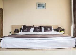 Апарт-отели Hotel Villa Residence Тбилиси Стандартный номер с кроватью размера "king-size"-6